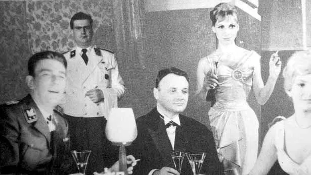 Замерзшие молнии (1967) через торрент скачать Замерзшие молнии (1967) фильм через торрент скачать