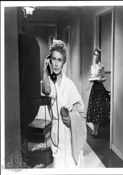 Поцелуй перед смертью (1956) в хорошем качестве через торрент Поцелуй перед смертью (1956) фильм в хорошем качестве через торрент