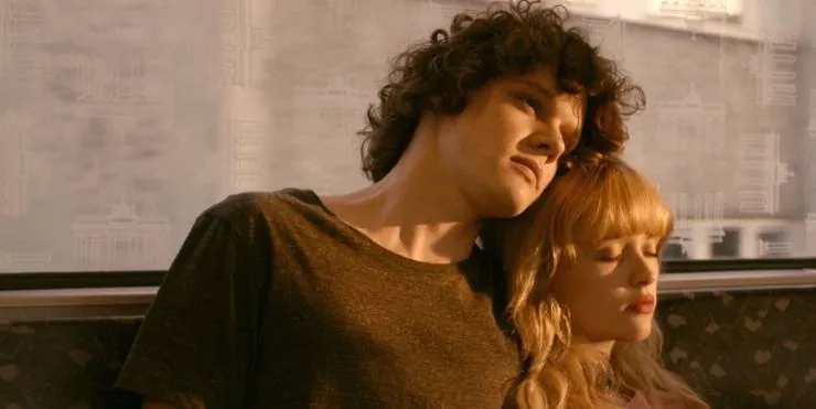 Современная история любви (2015) через торрент скачать Современная история любви (2015) фильм через торрент скачать