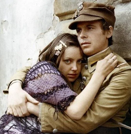 Все и никто (1978) через торрент скачать Все и никто (1978) фильм через торрент скачать