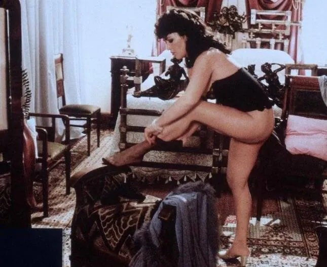 Желание подсматривать (1986) через торрент скачать Желание подсматривать (1986) фильм через торрент скачать