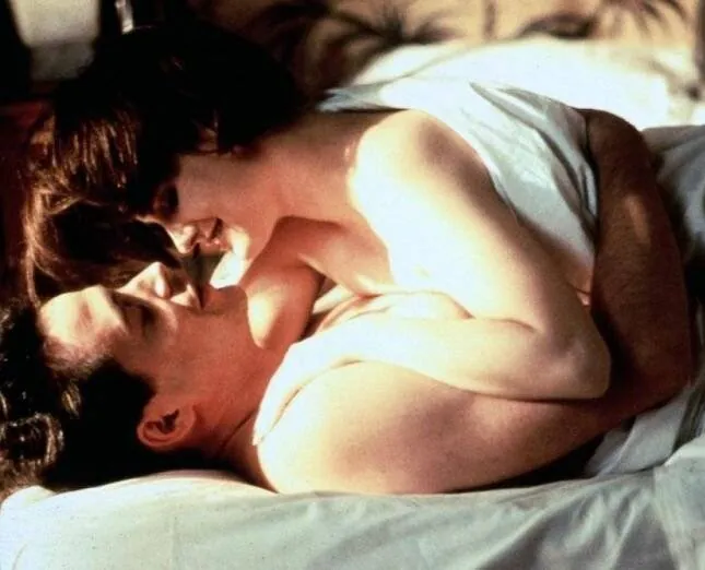 Миссис Паркер и порочный круг (1994) в хорошем качестве через торрент Миссис Паркер и порочный круг (1994) фильм в хорошем качестве через торрент