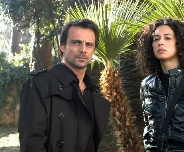 Любовь и месть (2011) через торрент бесплатно Любовь и месть (2011) сериал через торрент бесплатно