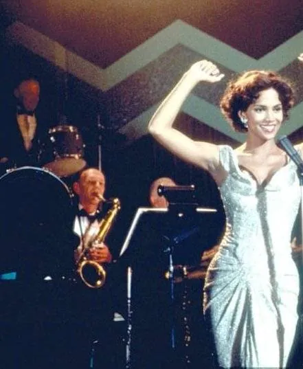 Познакомьтесь с Дороти Дендридж (1999) через торрент скачать Познакомьтесь с Дороти Дендридж (1999) фильм через торрент скачать