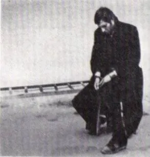 Потерянный кров (1976) через торрент бесплатно Потерянный кров (1976) фильм через торрент бесплатно