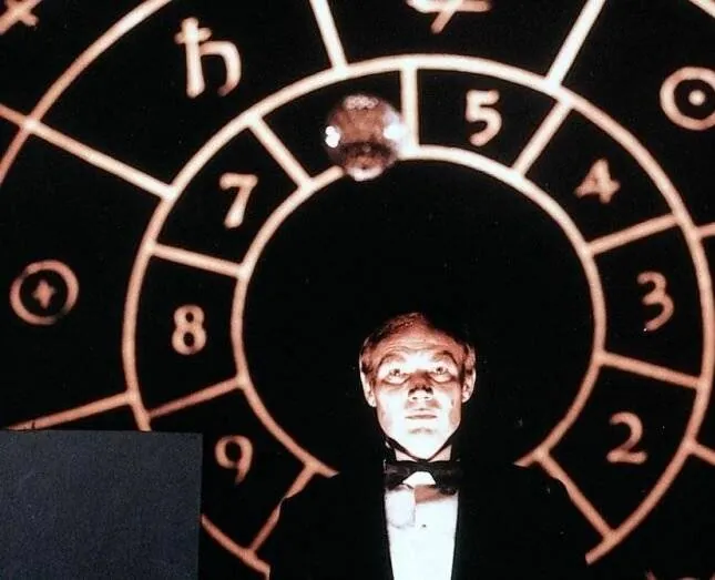 Хануссен (1988) через торрент бесплатно Хануссен (1988) фильм через торрент бесплатно