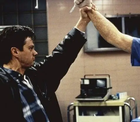 Сканер-полицейский (1993) через торрент бесплатно Сканер-полицейский (1993) фильм через торрент бесплатно