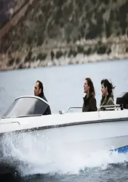 Аттенберг (2010) через торрент бесплатно Аттенберг (2010) фильм через торрент бесплатно