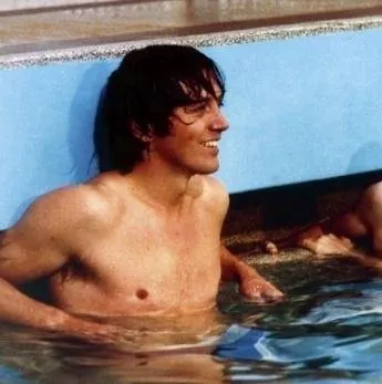 Заходи — я живу у подруги (1980) через торрент бесплатно Заходи — я живу у подруги (1980) фильм через торрент бесплатно