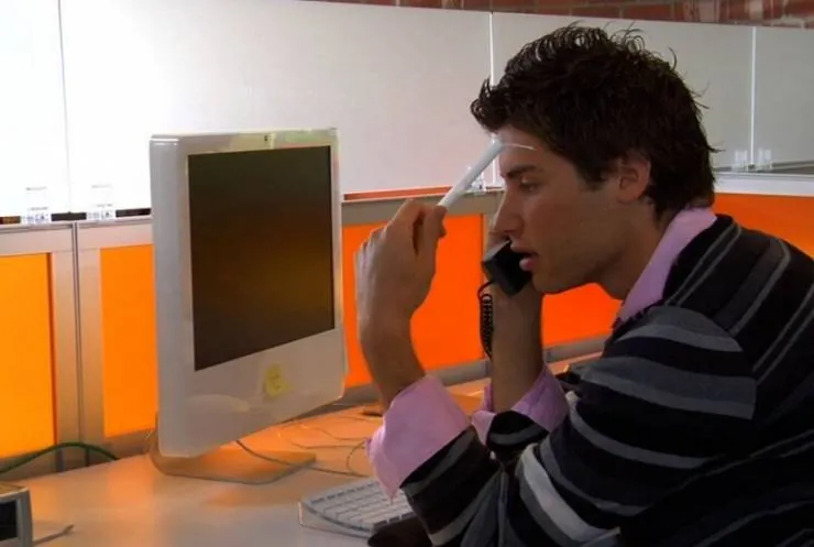 Он прямо как девчонка (2009) через торрент бесплатно Он прямо как девчонка (2009) фильм через торрент бесплатно