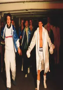 Парень из кальция (2004) через торрент скачать Парень из кальция (2004) фильм через торрент скачать