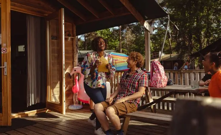 Мини-диско. Танцуют все! (2022) через торрент скачать Мини-диско. Танцуют все! (2022) фильм через торрент скачать