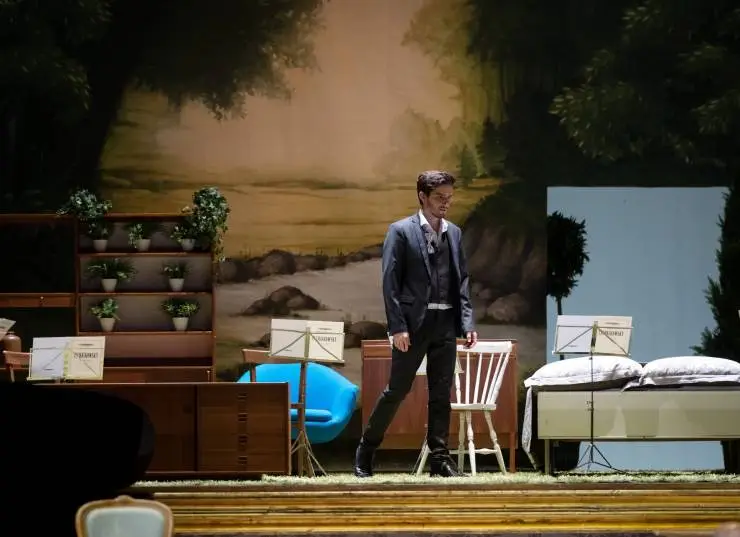 Средь шумного бала (2021) в хорошем качестве через торрент Средь шумного бала (2021) фильм в хорошем качестве через торрент