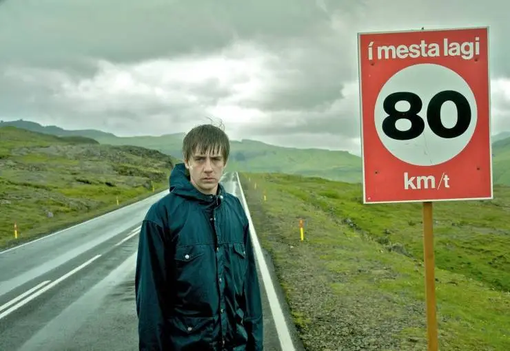 Базз Олдрин, где ты теперь в этой неразберихе? (2010) через торрент скачать Базз Олдрин, где ты теперь в этой неразберихе? (2010) сериал через торрент скачать