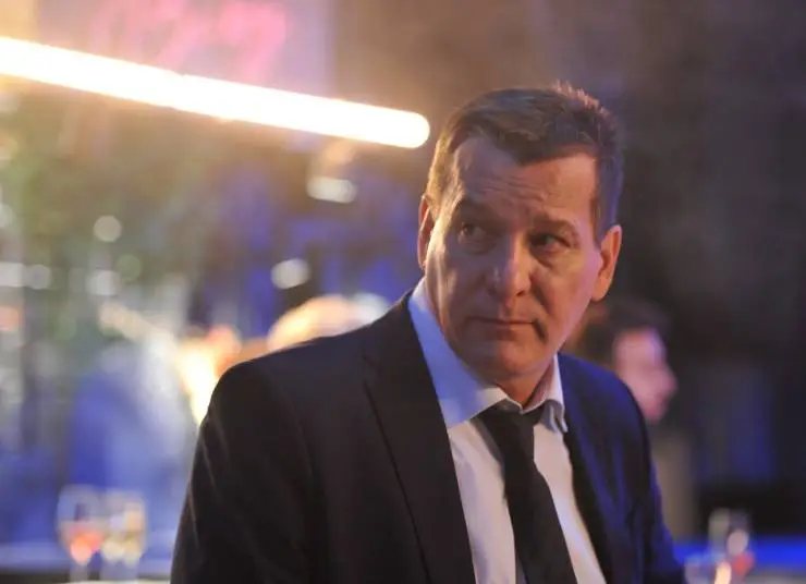 С небес на землю (2021) в хорошем качестве через торрент С небес на землю (2021) сериал в хорошем качестве через торрент