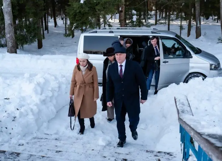 За всех в ответе (2022) через торрент скачать За всех в ответе (2022) сериал через торрент скачать