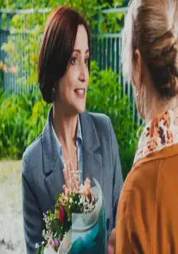 Муж в хорошие руки (2023) через торрент скачать Муж в хорошие руки (2023) сериал через торрент скачать