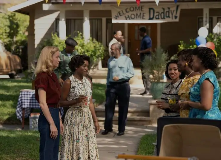 Уроки химии (2023) через торрент скачать Уроки химии (2023) сериал через торрент скачать