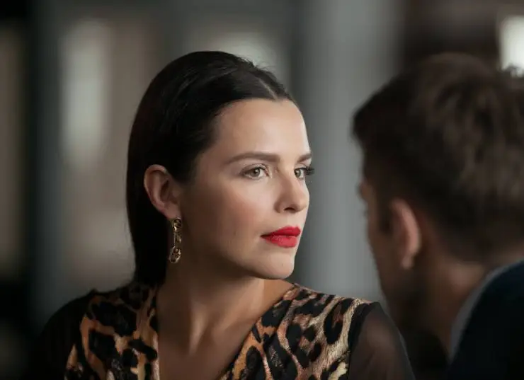 Не твоё дело (2022) через торрент скачать Не твоё дело (2022) сериал через торрент скачать