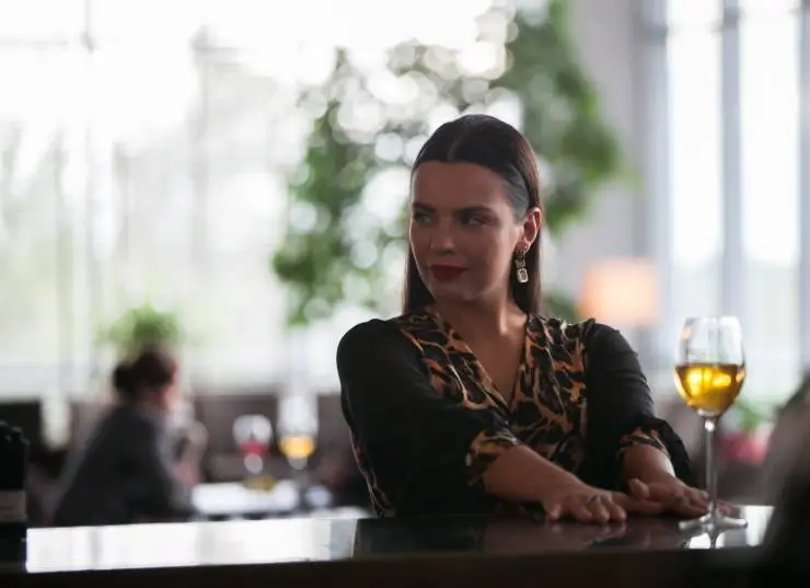 Не твоё дело (2022) через торрент бесплатно Не твоё дело (2022) сериал через торрент бесплатно