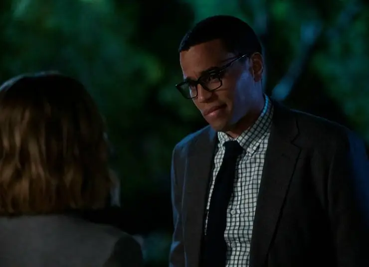 Женщина в доме напротив девушки в окне (2022) в хорошем качестве через торрент Женщина в доме напротив девушки в окне (2022) сериал в хорошем качестве через торрент