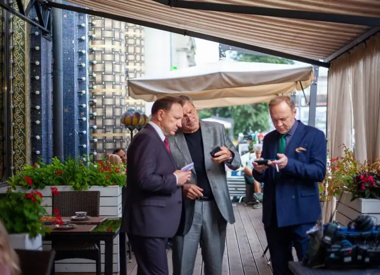 Тверская (2021) через торрент бесплатно Тверская (2021) сериал через торрент бесплатно