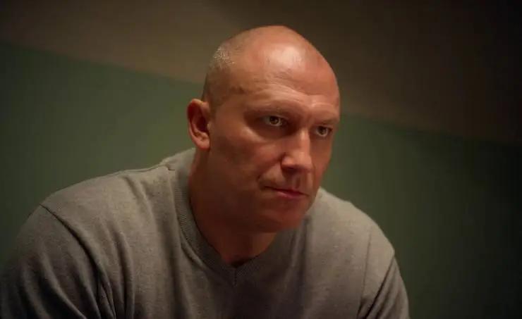 Пустой дом (2022) через торрент бесплатно Пустой дом (2022) сериал через торрент бесплатно