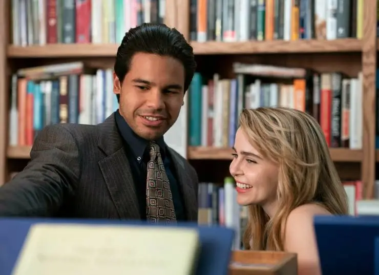 Тут наверху (2023) через торрент бесплатно Тут наверху (2023) сериал через торрент бесплатно