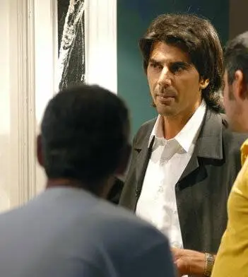 Тайна Лауры (2004) через торрент скачать Тайна Лауры (2004) сериал через торрент скачать