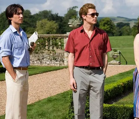 Линия красоты (2006) через торрент бесплатно Линия красоты (2006) сериал через торрент бесплатно