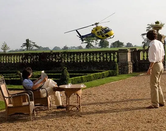 Линия красоты (2006) через торрент скачать Линия красоты (2006) сериал через торрент скачать