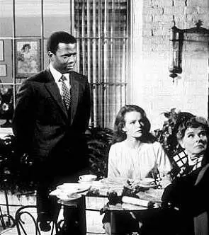 Угадай, кто придет к обеду? (1967) через торрент бесплатно Угадай, кто придет к обеду? (1967) фильм через торрент бесплатно