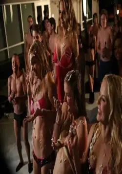 Атака пятидесятифутовой болельщицы (2012) через торрент скачать Атака пятидесятифутовой болельщицы (2012) фильм через торрент скачать