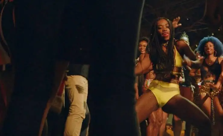 Она - рай (2020) через торрент бесплатно Она - рай (2020) фильм через торрент бесплатно