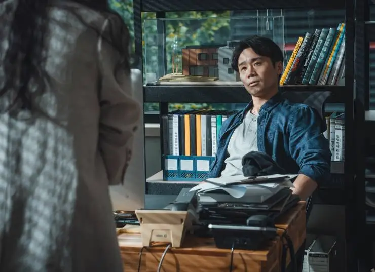 Объект преследования (2023) через торрент бесплатно Объект преследования (2023) фильм через торрент бесплатно