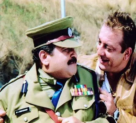 За ста миллионами (2007) через торрент бесплатно За ста миллионами (2007) фильм через торрент бесплатно