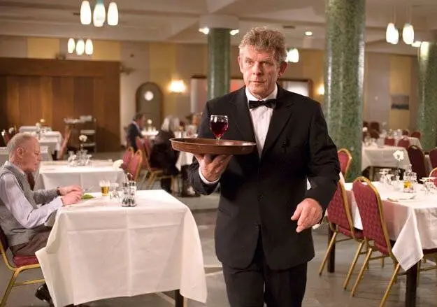 Официант (2006) через торрент скачать Официант (2006) фильм через торрент скачать