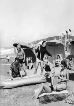 Мы поедем в Довиль (1962) через торрент скачать Мы поедем в Довиль (1962) фильм через торрент скачать