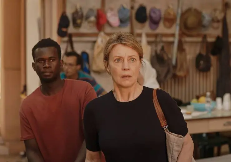 Три семьи (2021) через торрент скачать Три семьи (2021) фильм через торрент скачать