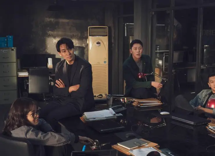 Джентльмен (2022) через торрент скачать Джентльмен (2022) фильм через торрент скачать