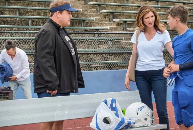 Домашняя игра (2022) через торрент скачать Домашняя игра (2022) фильм через торрент скачать