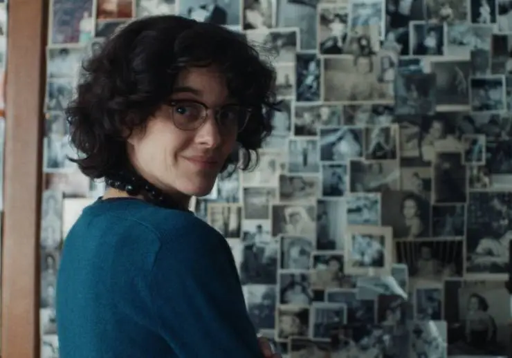 Маленькая девочка в голубом (2023) через торрент бесплатно Маленькая девочка в голубом (2023) фильм через торрент бесплатно