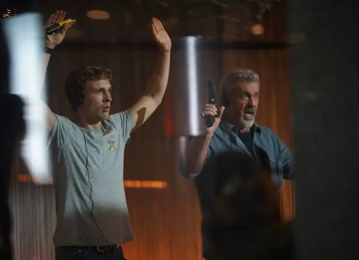 В эфире (2022) через торрент скачать В эфире (2022) фильм через торрент скачать