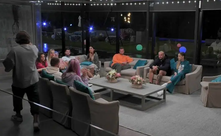 Влюбись, если сможешь (2022) через торрент бесплатно Влюбись, если сможешь (2022) сериал через торрент бесплатно