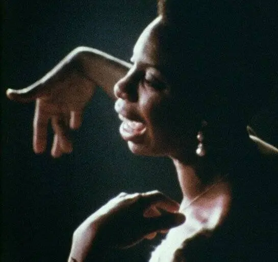 Что случилось, мисс Симон? (2015) через торрент скачать Что случилось, мисс Симон? (2015) фильм через торрент скачать