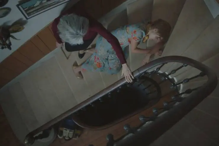 Наваждение Джули (2020) через торрент скачать Наваждение Джули (2020) фильм через торрент скачать