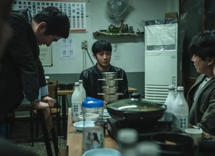 Кровь полицейского (2022) через торрент скачать Кровь полицейского (2022) фильм через торрент скачать