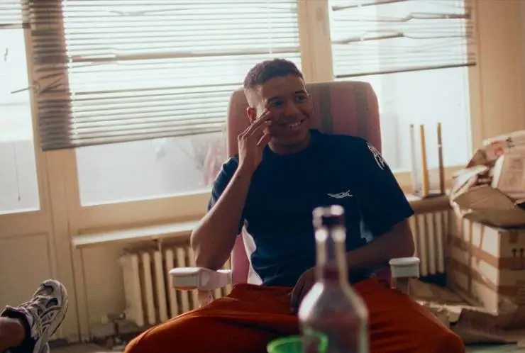 Солнце и бетон (2023) в хорошем качестве через торрент Солнце и бетон (2023) фильм в хорошем качестве через торрент