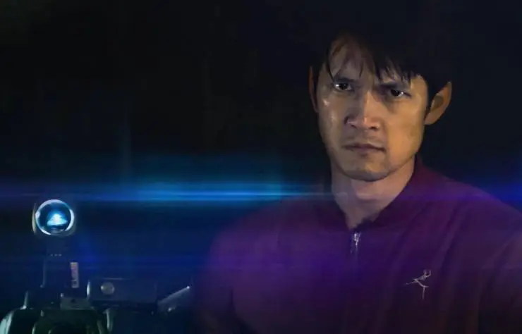 Вторжение в эфир (2021) через торрент скачать Вторжение в эфир (2021) фильм через торрент скачать