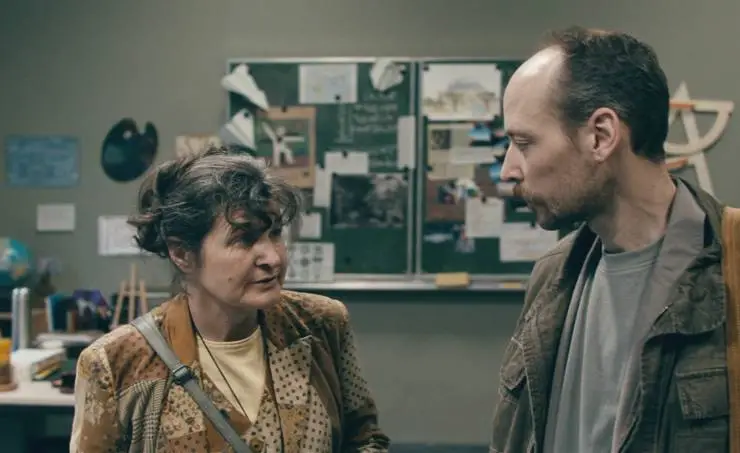 Лис в норе (2020) через торрент скачать Лис в норе (2020) фильм через торрент скачать